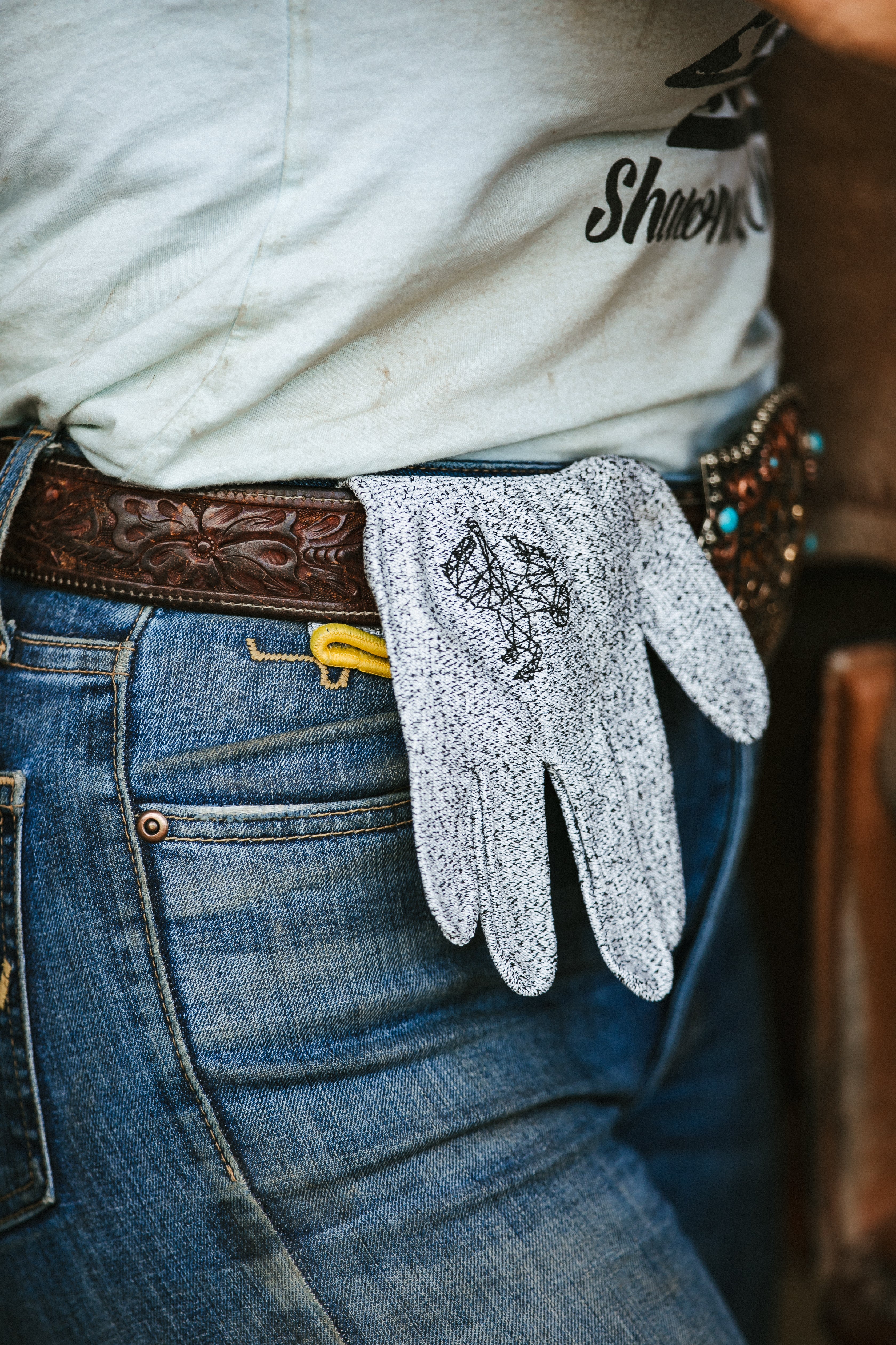 Roping Gloves | Western Tack 100K Equine CA & USA – 100K EQUINE