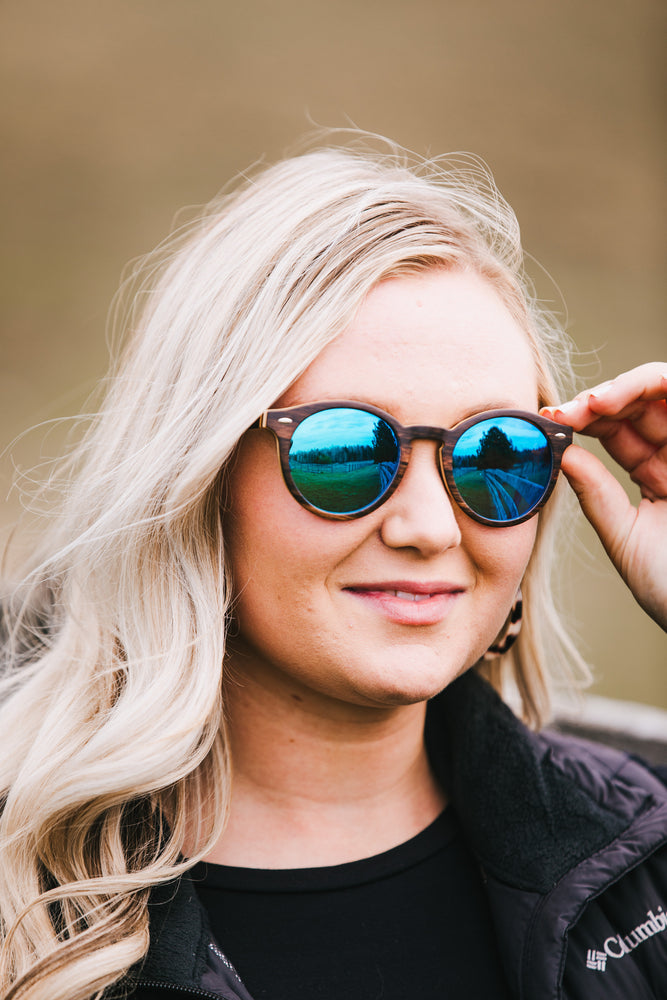 
                  
                    The Betty Round Wayfarer
                  
                